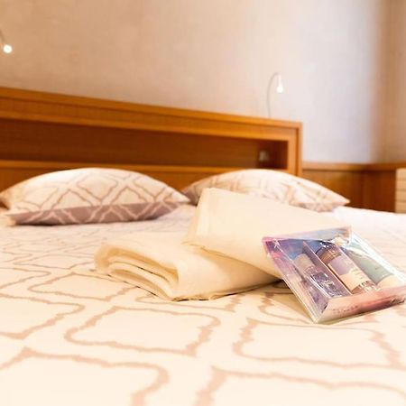 Appartement Annecy Centre Historique Parking Inclus Ngoại thất bức ảnh
